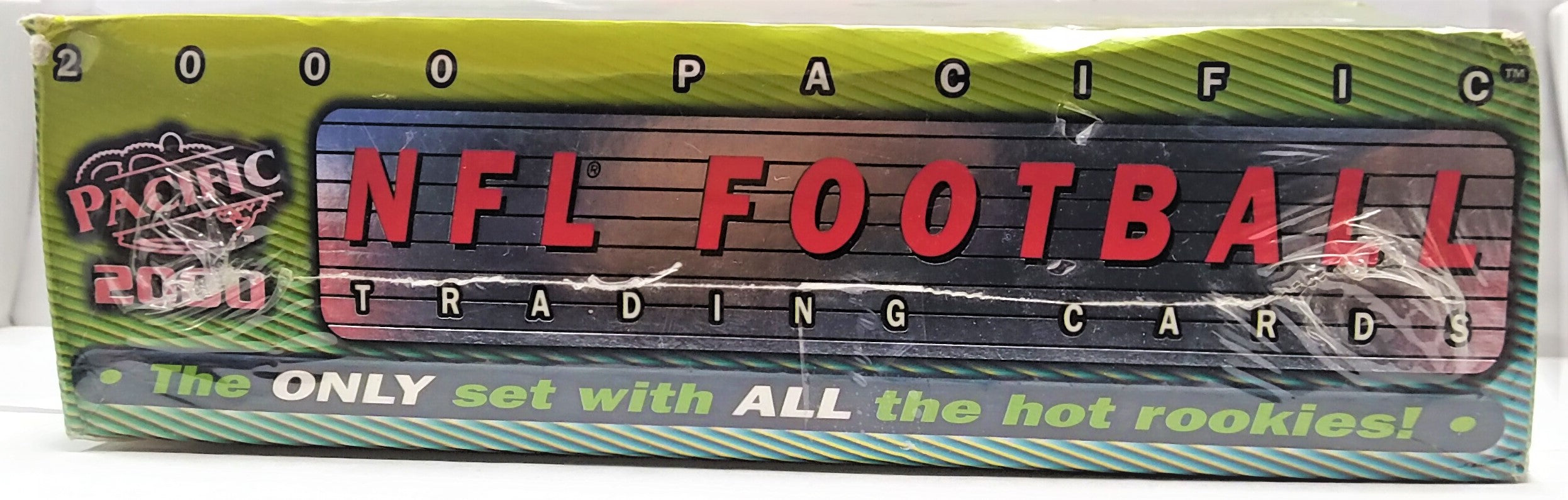 2000 Pacific Football Hobby Box - Miraj Trading