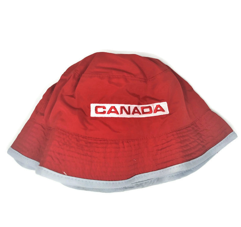 Canada Canuck Beaver Buddy Mini Bobblehead Doll & Canada Hat Set - Miraj Trading